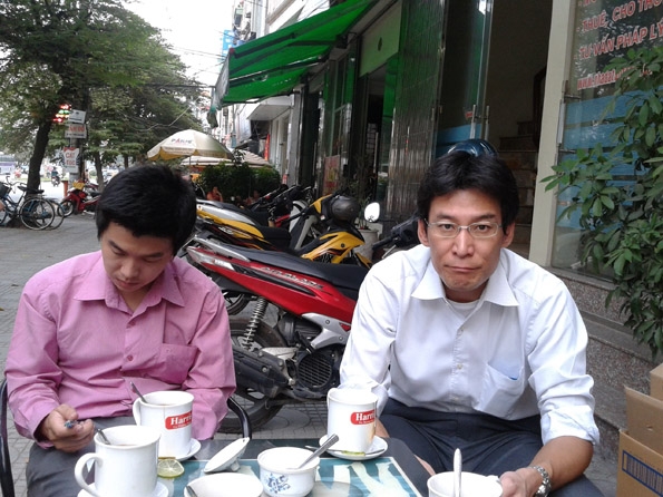 Giám đốc mới phụ trách kinh doanh ngành hàng Eco Solutions của Công ty Panasonic thăm Đại lý Linh Giang